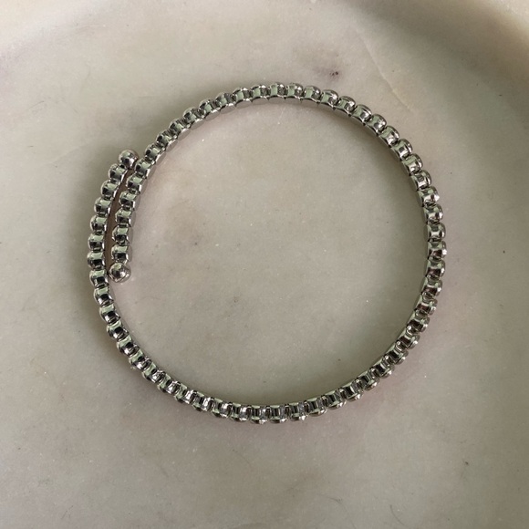 Brilliance by Swarovski Pink crystals adjustable size bracelet - Picture 2 of 6